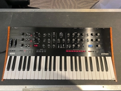 Korg Prologue 8 Polyphonic Analog Synthesizer
